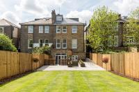 kilburn residential block garden view