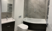 compact bathroom renovation bracknell